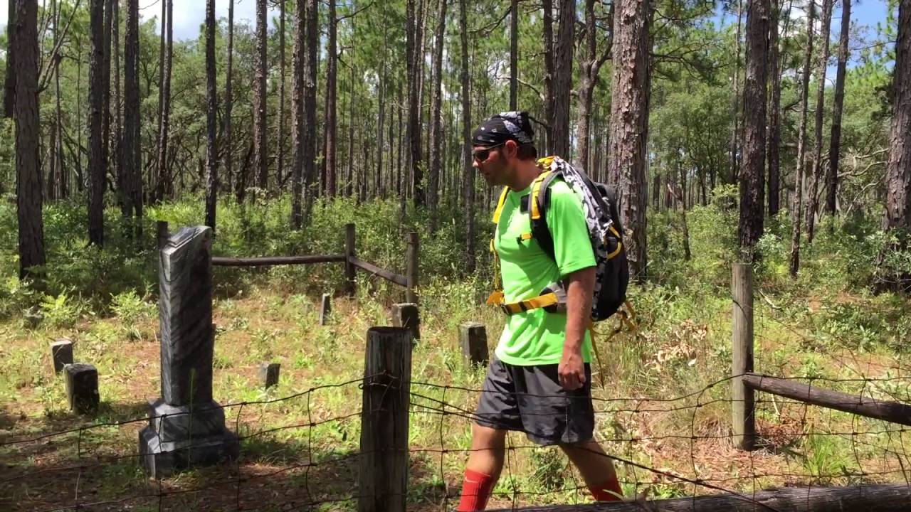 Mannfield Cemetery in Withlacoochee State Forest