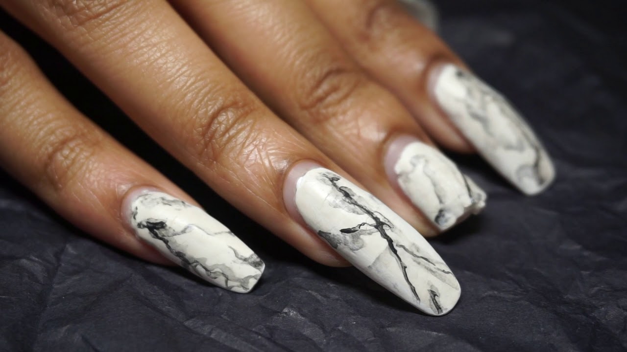 How To Refresh Cornstarch Nails After 3 weeks? 😅 That DIY Fake Nails Update