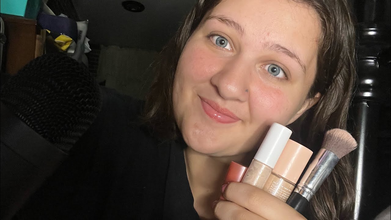 ASMR | Tapping On Makeup Products