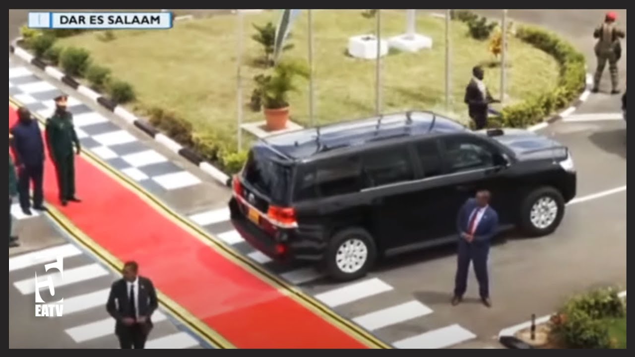MSAFARA WA RAIS PAUL KAGAME ULIVYOONDOKA UWANJA WA NDEGE KUELEKEA IKULU DAR ES SALAAM