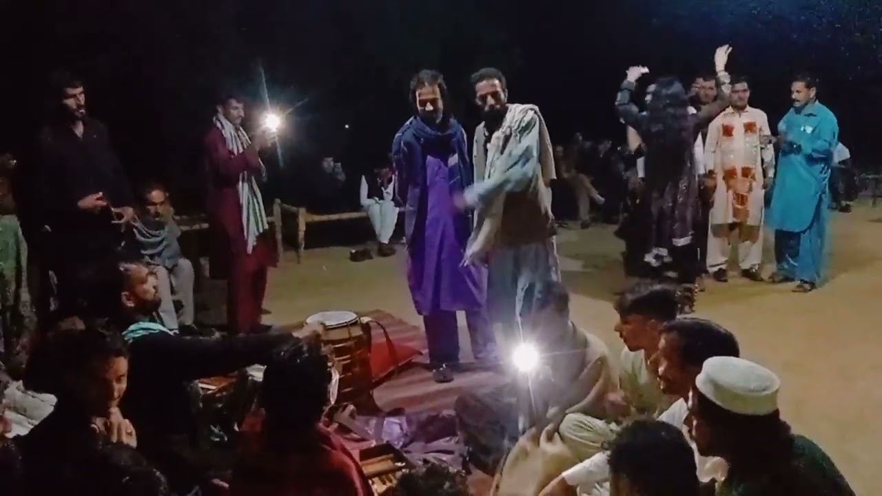 taky bech chera chera jangal dia // dhukhi mefal najeeb ustad // hindko mahey mix shugli mehfil..