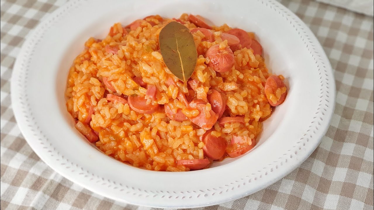 Arroz con salchichas Frankfurt