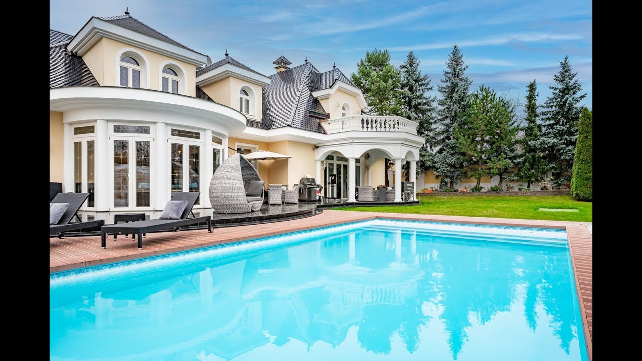Prodej honosn&eacute; vily 10+1( 680m2),terasy, baz&eacute;n, wellness,  Praha 10