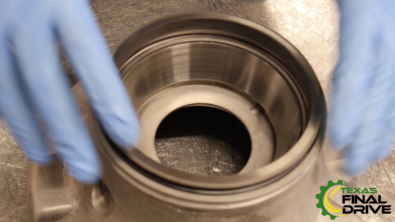 Face Seal Installation for Bobcat T300 Final Drive Motors