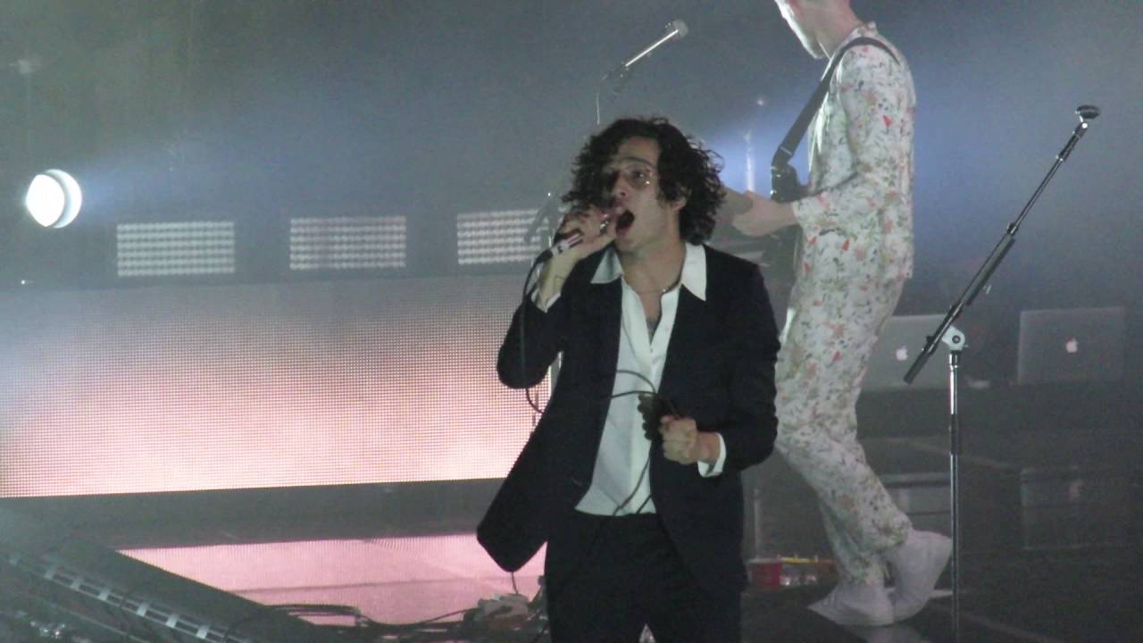 So Far (It's Alright) / The 1975 / Barclays Center / Brooklyn / 5/17/16