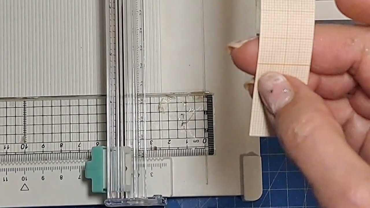 ASTUCE pour MASSICOT aux mesures incomplètes.#scrapbooking#astuce