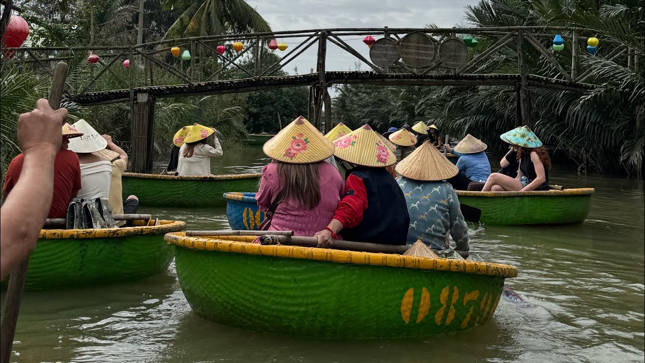 Day 52: Hoi An - cooking class & coconut boats 🛶 