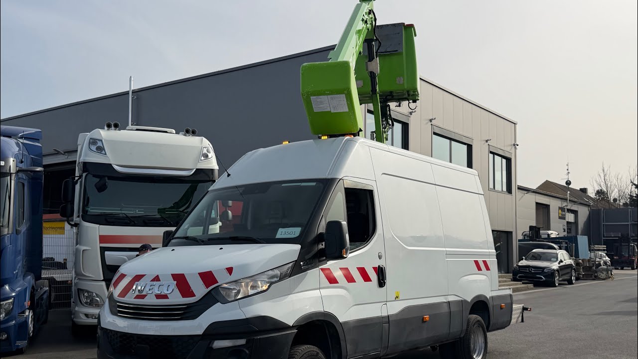 NR: 13501 / IVECO 50c18 HiMatic France Elevateur
