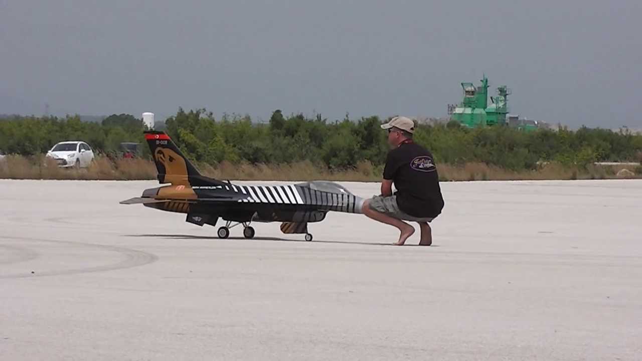 Antalya Jet Fest 2013 RC Solotürk Orhan Akmermer