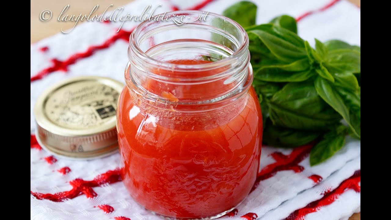 Passata di pomodoro fatta in casa. Come fare facilmente le conserve di pomodoro