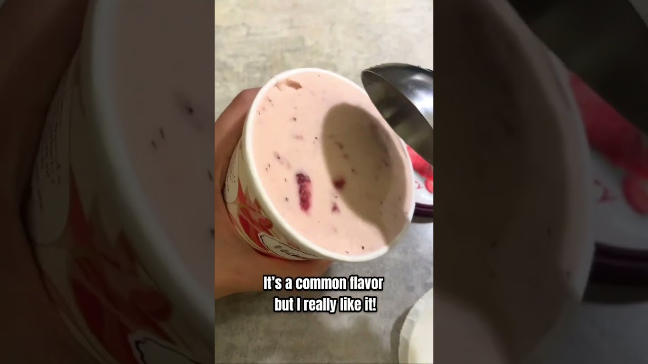 【Weekend Special_Dessert】Haagen Dazs Strawberry Icecream unbox & taste