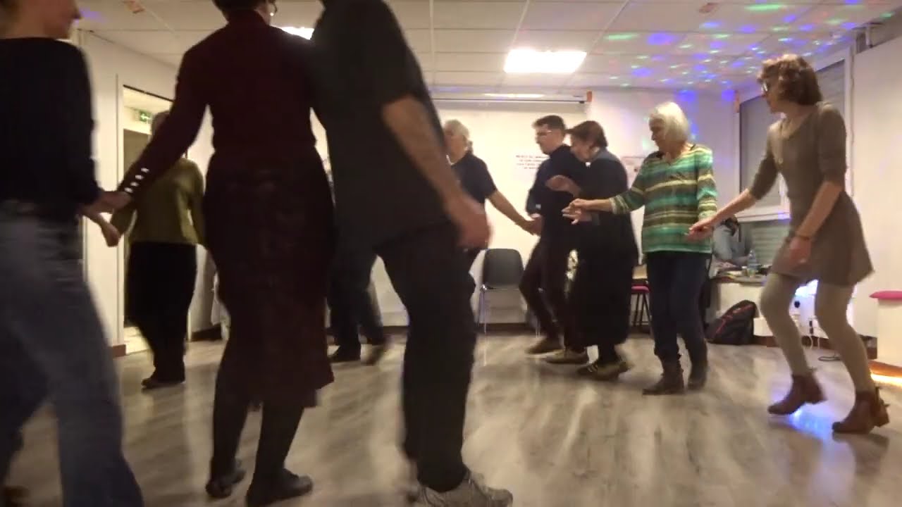 Shetnya ( Setjna ou šетија ) au Bal Folk de la St Valentin 2025