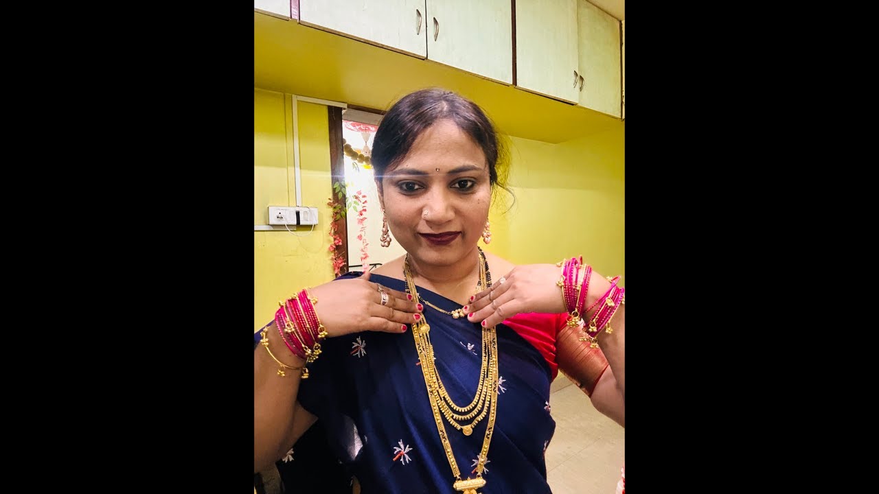 #आजची लाइव  सारी घालून 😁😱🖕😆#love #anitapunekar #entertainment 🌷🌷