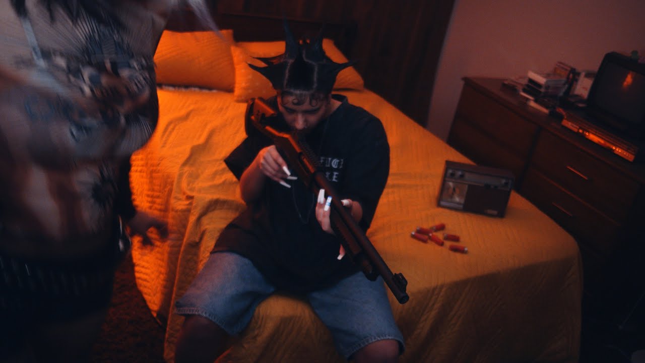 VIVE LA RÉVOLUTION - A SHORT FILM 