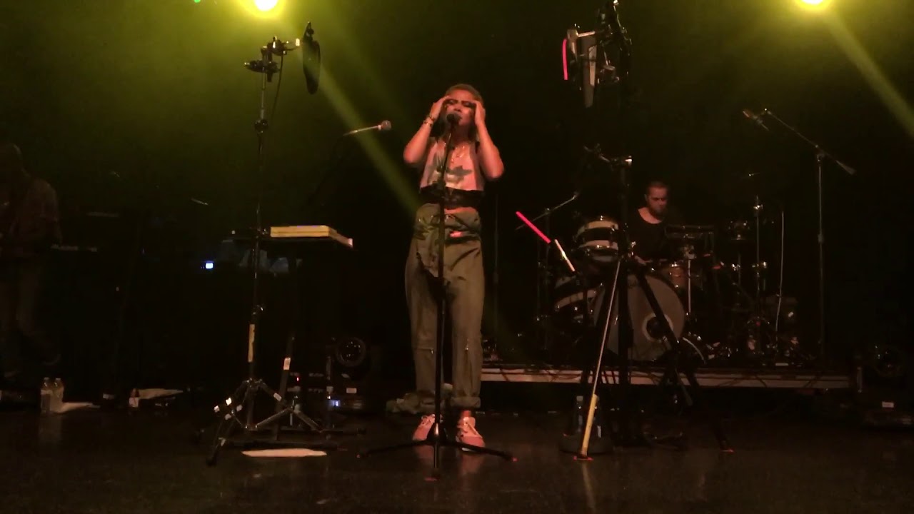 Hayley Kiyoko-Let it Be (new song nov 4)