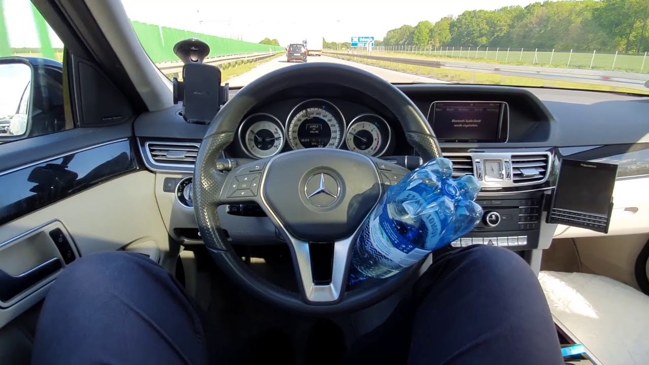 Distronic Plus Mercedes E Klasse e350d W212 auf der Autobahn mit Lifehack