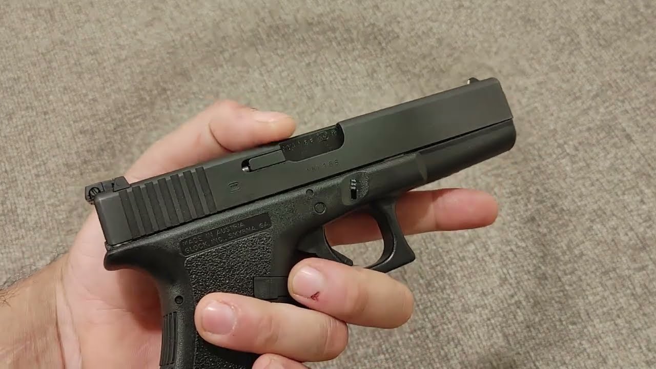 34 year old Gen 2 Glock 22 Tabletop review