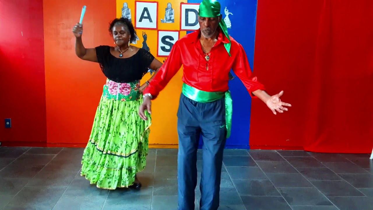 ASDS - Aula de Dança Cigana com o Professor José Eugênio