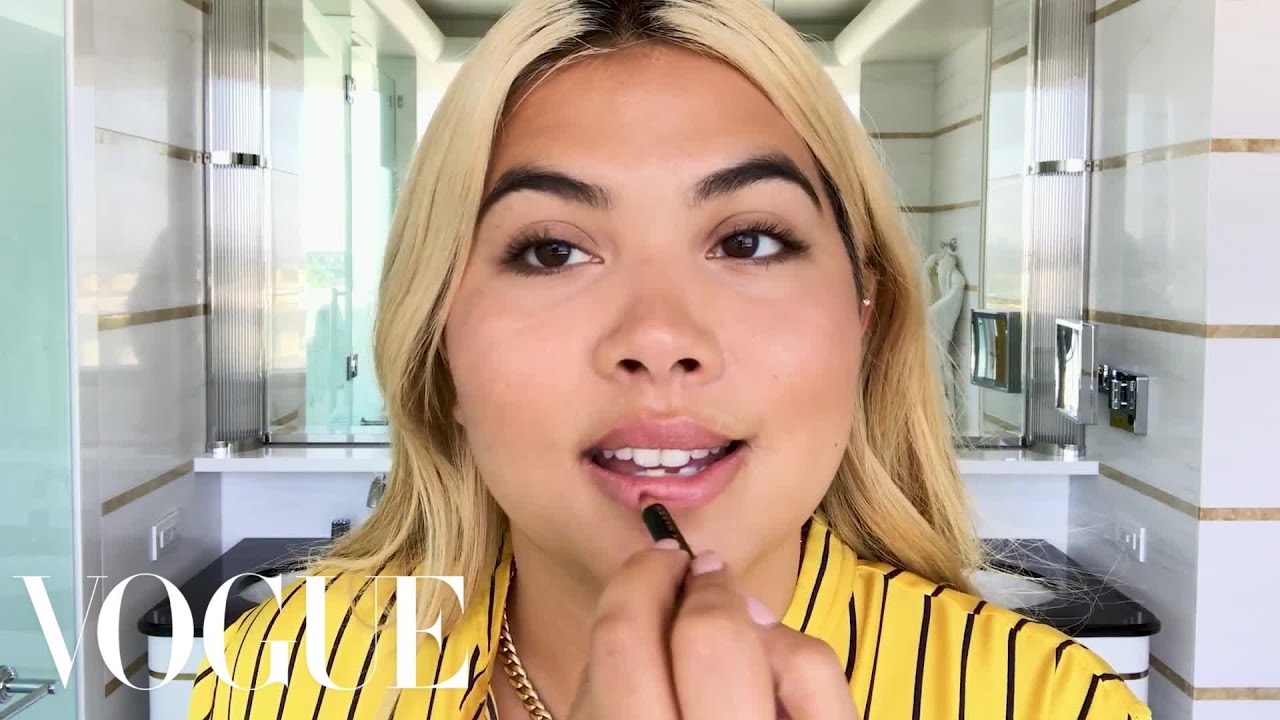 Hayley Kiyoko&rsquo;s Guide to Wake-Me-Up Makeup | Beauty Secrets | Vogue