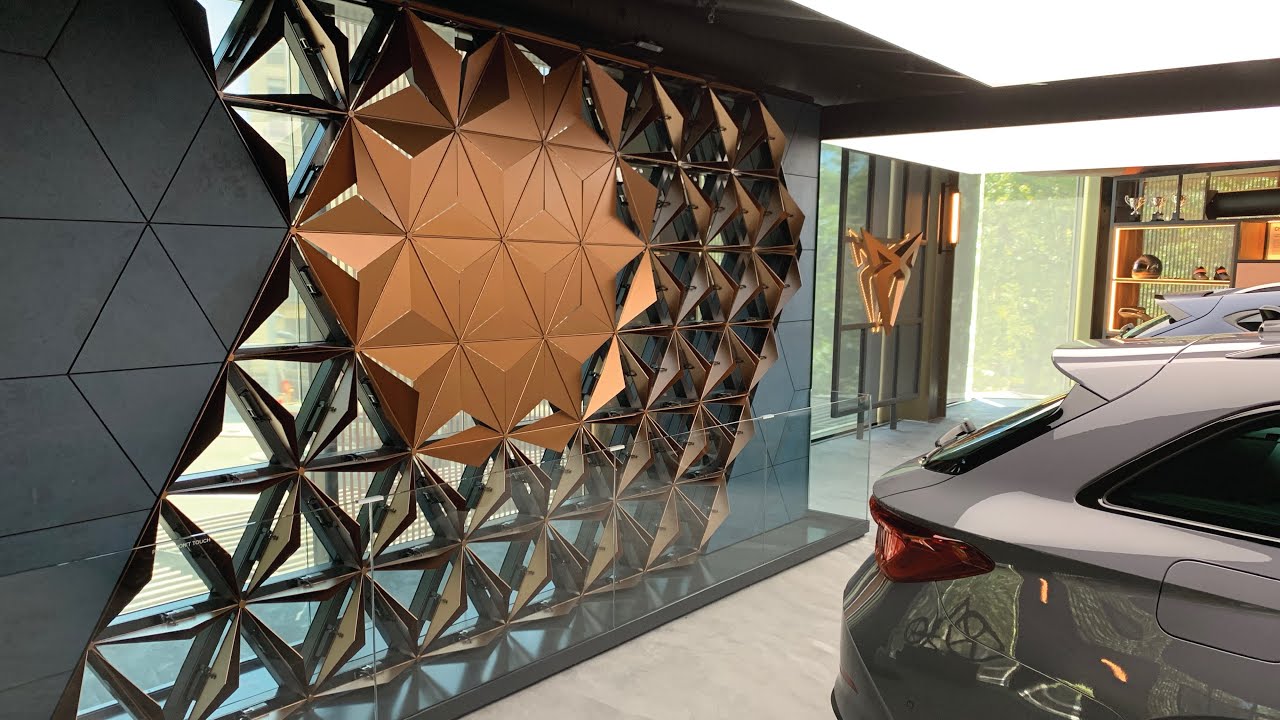 Kinetic Wall at Casa Seat - Interactive and Kinetic Installation (Permanent )