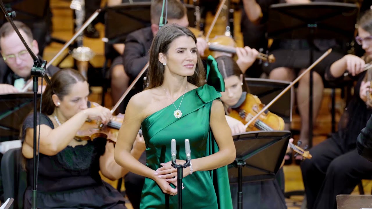 Tamara Radjenovic - La rosa y el sauce (C. Guastavino)