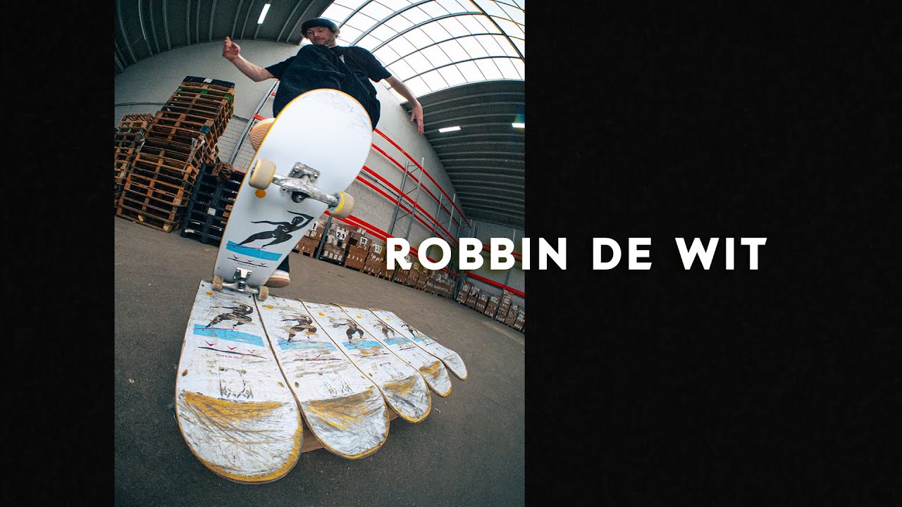 Robbin de Wit: The Warehouse — гостевая профессиональная модель