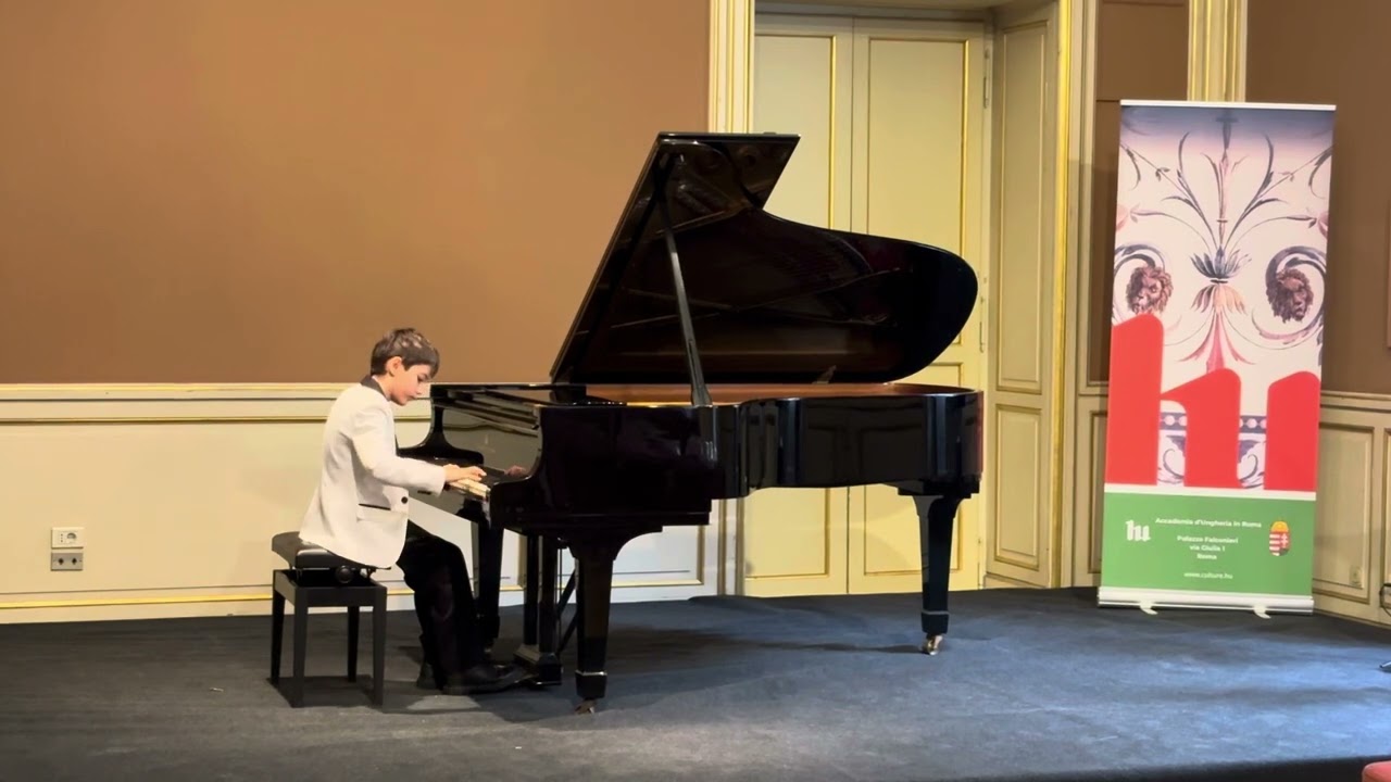 Teodor Vujanic, Konkurs za nagradu 