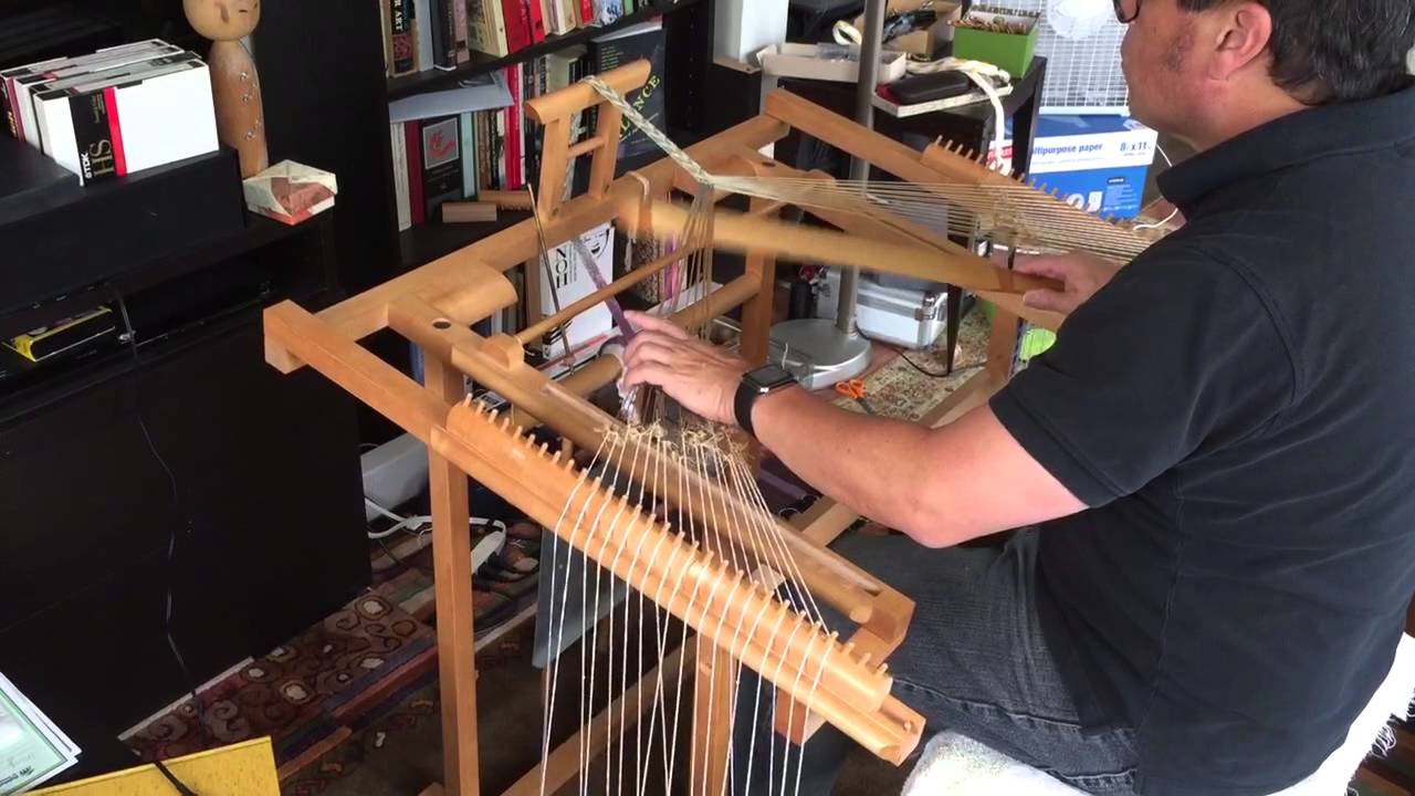 Takadai braiding: Kiku Karagumi