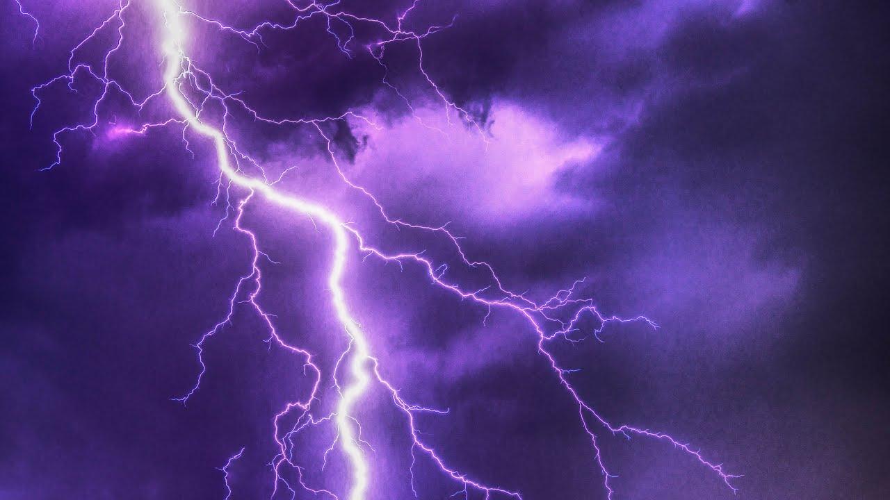 Fundo Tempestade com Raio - Thunderstorm and lightning strikes at night background - Trend TikTok