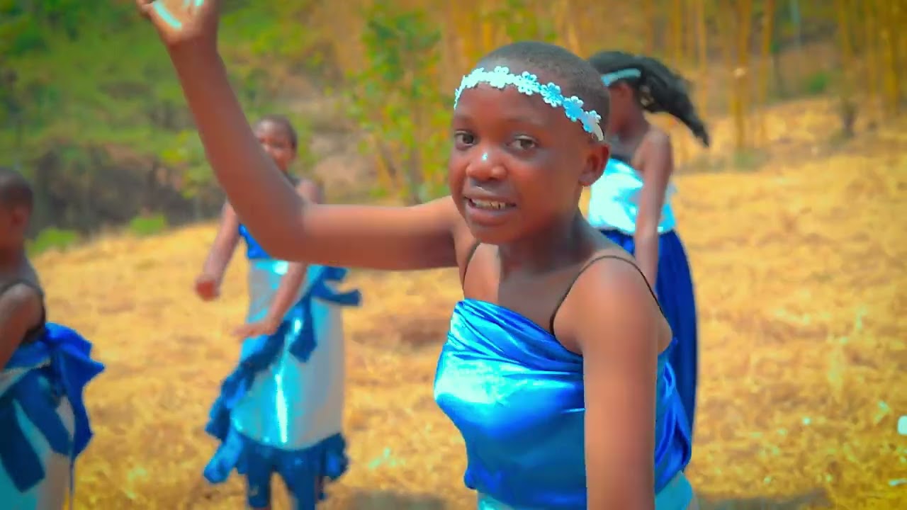 Umumararungu by Club Culturel Ihunja Antenne Musaga(Official Music Video 4k)
