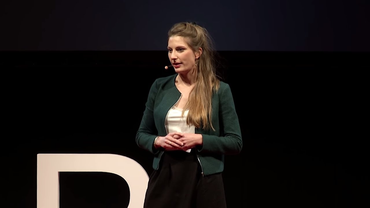 Comment naviguer dans un monde du travail incertain ? | Anaïs Georgelin | TEDxBeauvoisine
