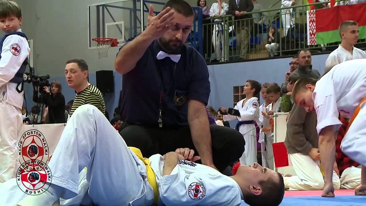 2012 12 16 XIII Turniej o Puchar Burmistrza J&oacute;zefowa SKROT.mp4
