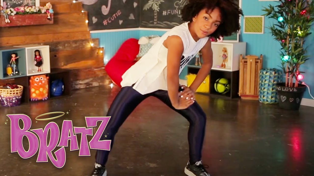 DIY @ Bratz C.I.Y. Shoppe | Learn the BratzWhatsUp Dance ft. Charlize Glass |  BRATZ