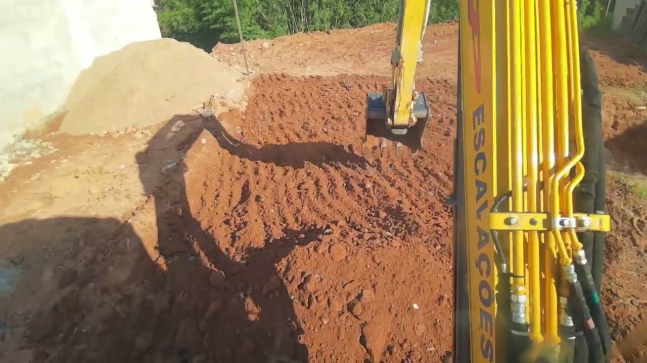 Como nivelar terreno com Mini Escavadeira Yanmar