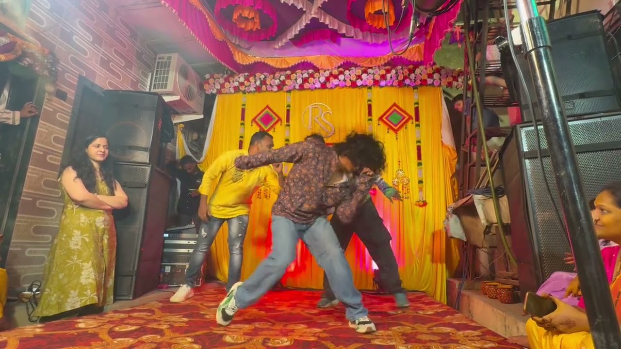 Ajazz, Kiran, VJ Dance performance 