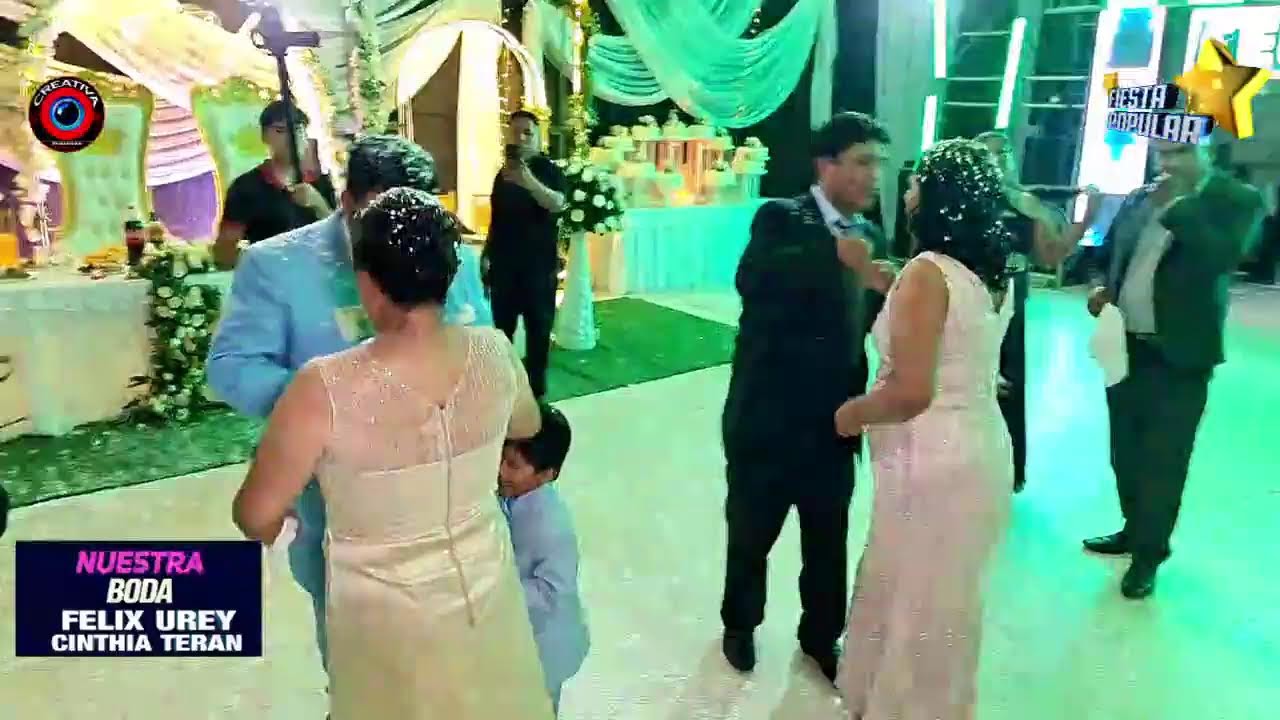 Boda En Sacaba 
Novios: Felix y Urey y Cinthia