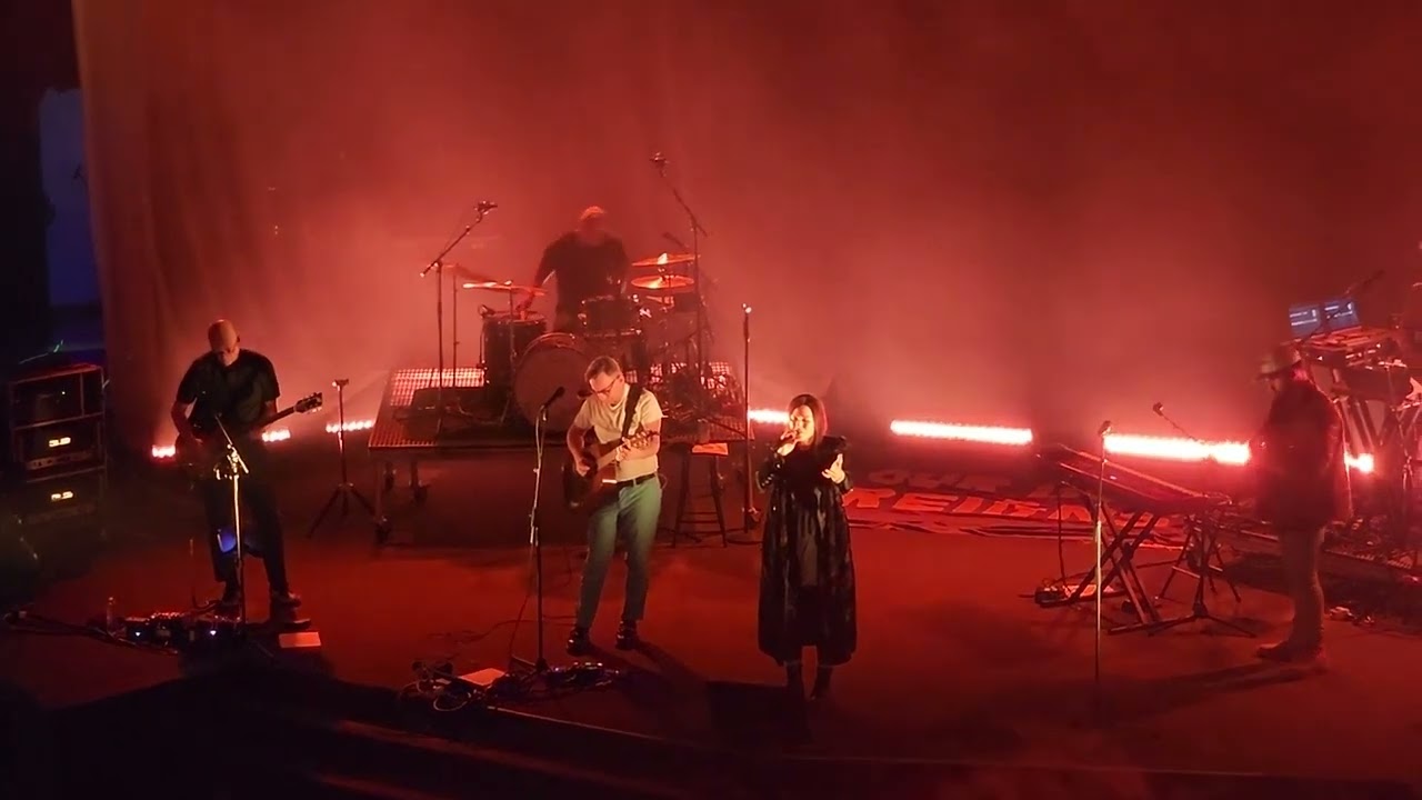 Kari Jobe First Love  The Blessing West Coast San Diego, Ca 31023