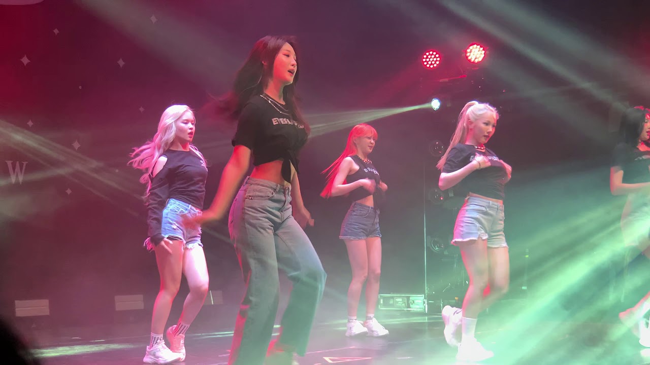 200311 Everglow Everlasting Tour Chicago (Twice-TT, Blackpink dududu, Exo Love Shot, BTS Idol)