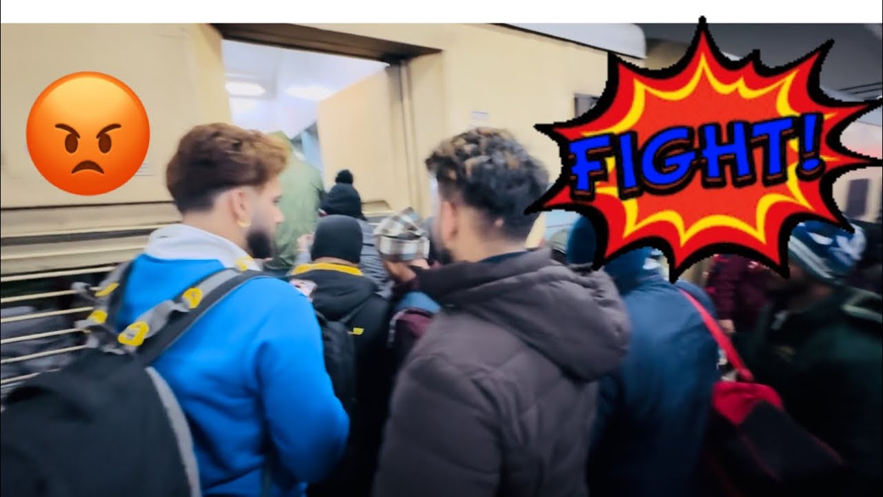 GHAR🏠 ATE hu eh😡RAILWAY STATION 🚉Pr hogi lhdae👊@armaanthakurvlogs01