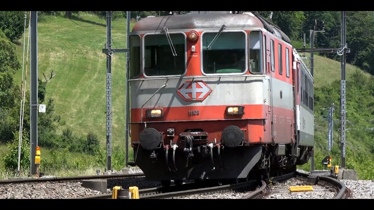 Bahnverkehr am Bözbergtunnel