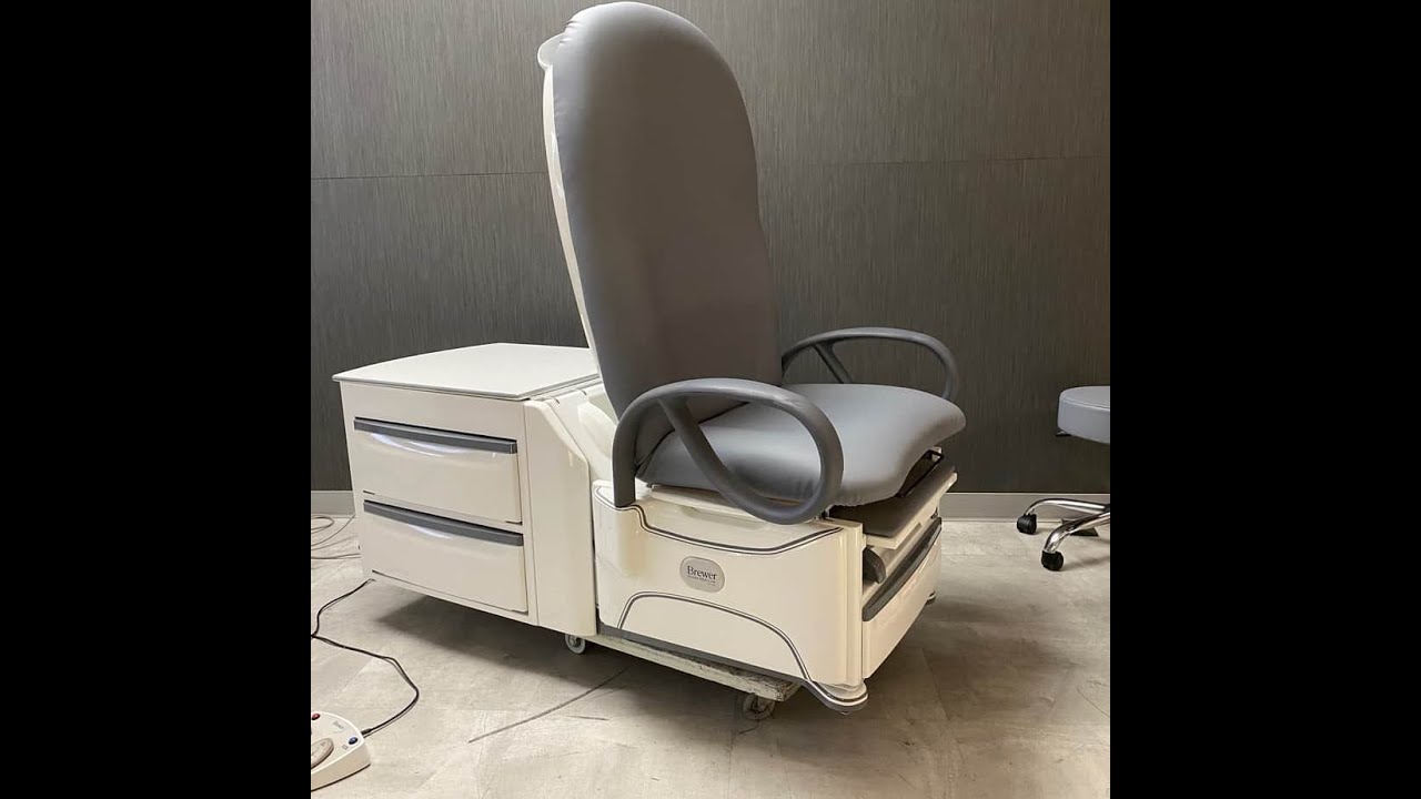 Brewer High Low Power Exam Table All the equipment you need for Doctors and Medical Clinics