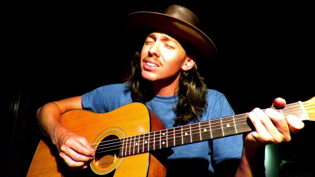 Loving Her Was Easier - Kris Kristofferson (Acoustic cover) by Tristan Williamson