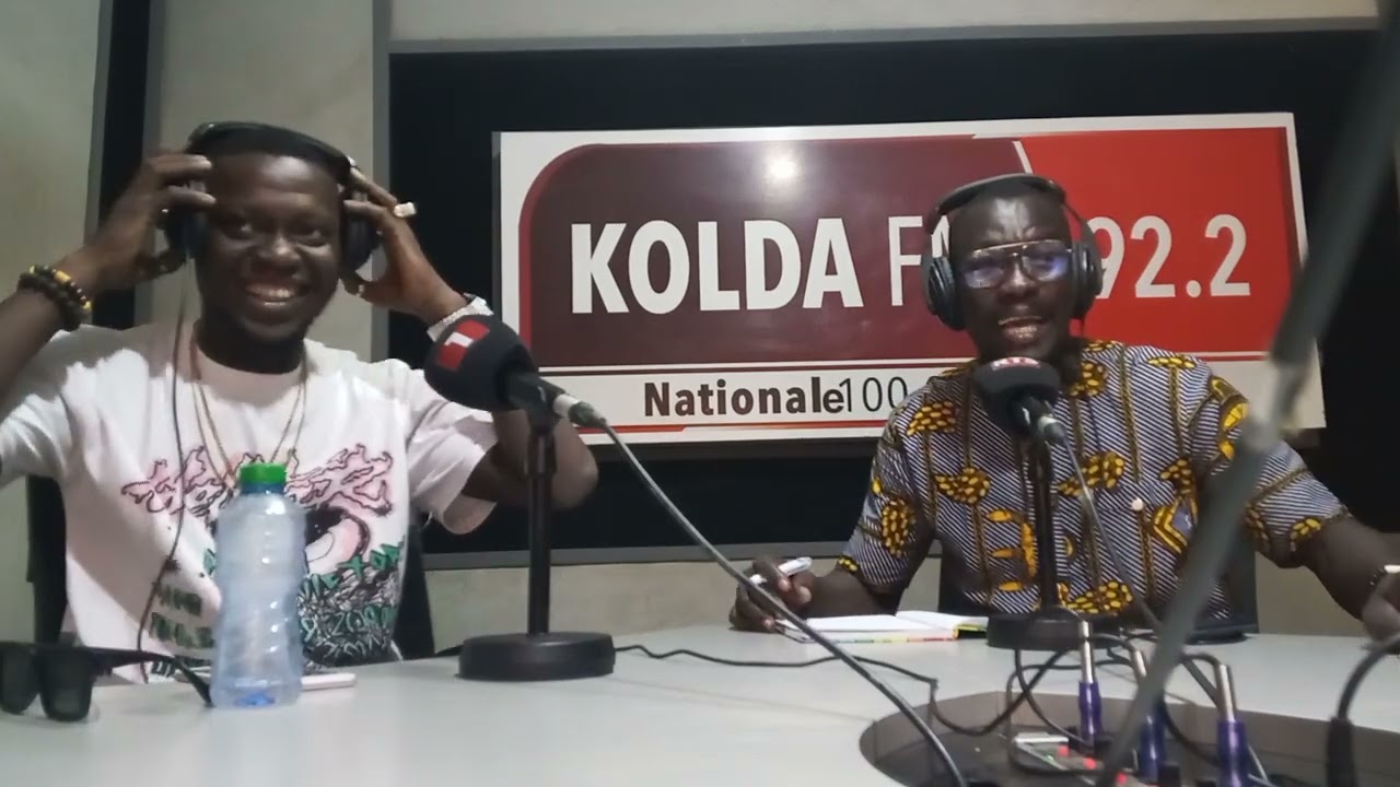 Emission Kaye wah tane ak sa artiste : Xél Mat Fouladou boyo en face Dj Barada et Bacari Diambang 