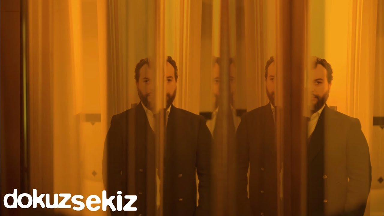 Cihan Mürtezaoğlu - Tam Ortasında (Lyric Video)