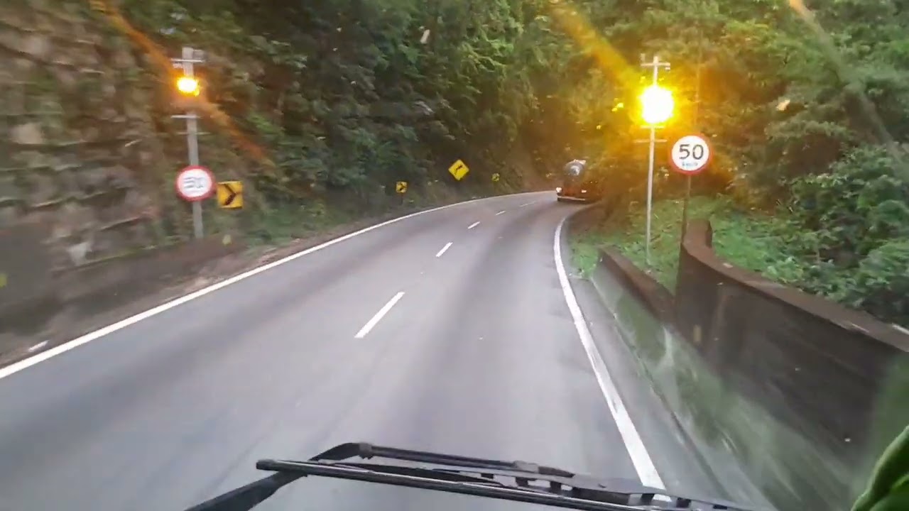Descendo a serra da anchieta de dia