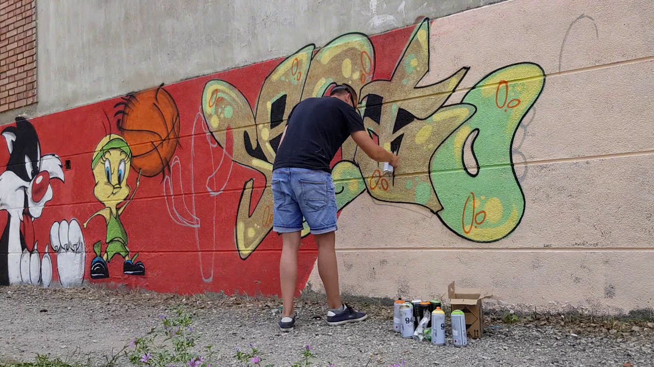 SENTO GRAFFITI x LOONEY TUNES
