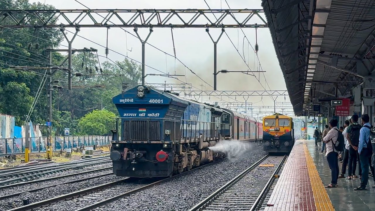 Honking BGKT WDP-4B Powered 14805 Barmer AC Express Skips Karjat | Indian Railways 