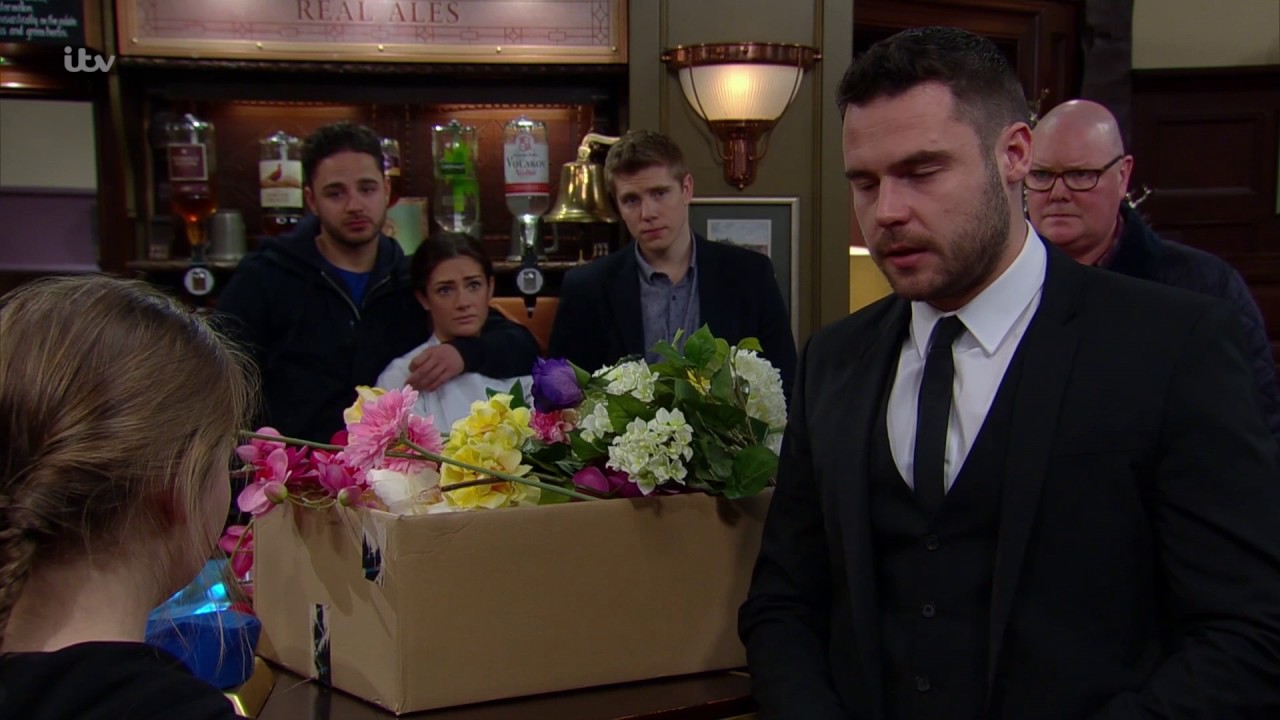 Aaron and Liv Say Goodbye in Each Other's Arms - Emmerdale