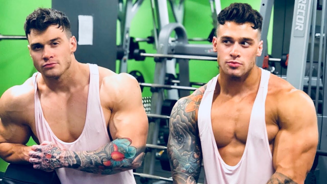 Harrison Twins | Chest & Back workout!
