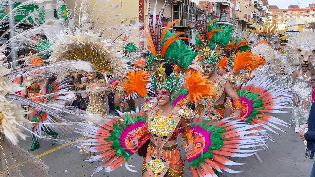 Así fue el gran Desfile del Carnaval de Navalmoral 2026 🎭